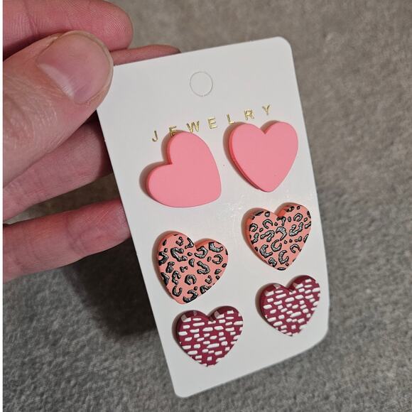 Jewelry Boutique Set of 3 Heart Stud Earrings Pink Animal Print - Picture 3 of 7